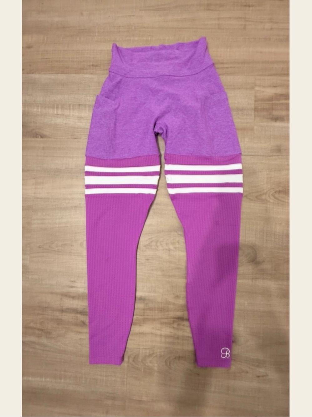 Bombshell Leggings! Cross listed on Mercari bc my prices are lower!